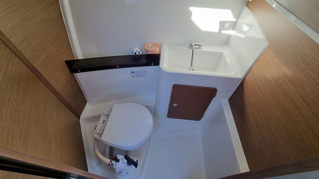 Merry Fisher 795 Nixi