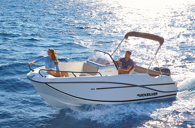 Quicksilver Activ 555 Open